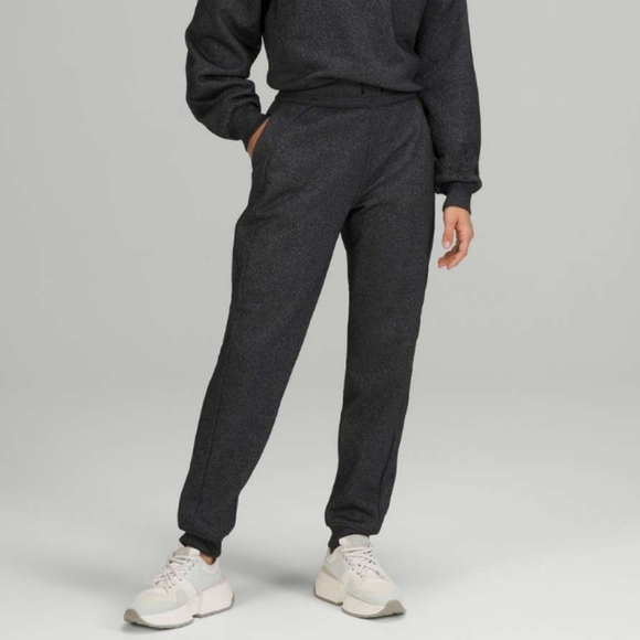 Lululemon Scuba High-Rise Jogger Sz 4 *Sparkle In Black Rare Spark HR - Picture 1 of 10